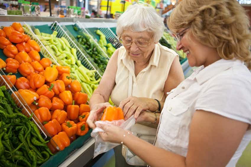 The Best Senior Discounts at Grocery Stores in 2024 - Safeway senior discount program